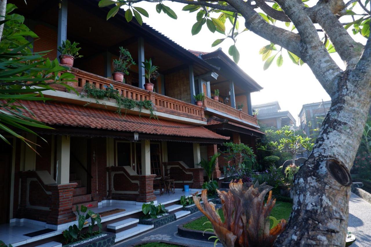 Danasari Homestay Ubud Buitenkant foto