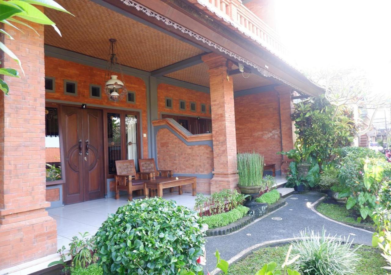 Danasari Homestay Ubud Buitenkant foto