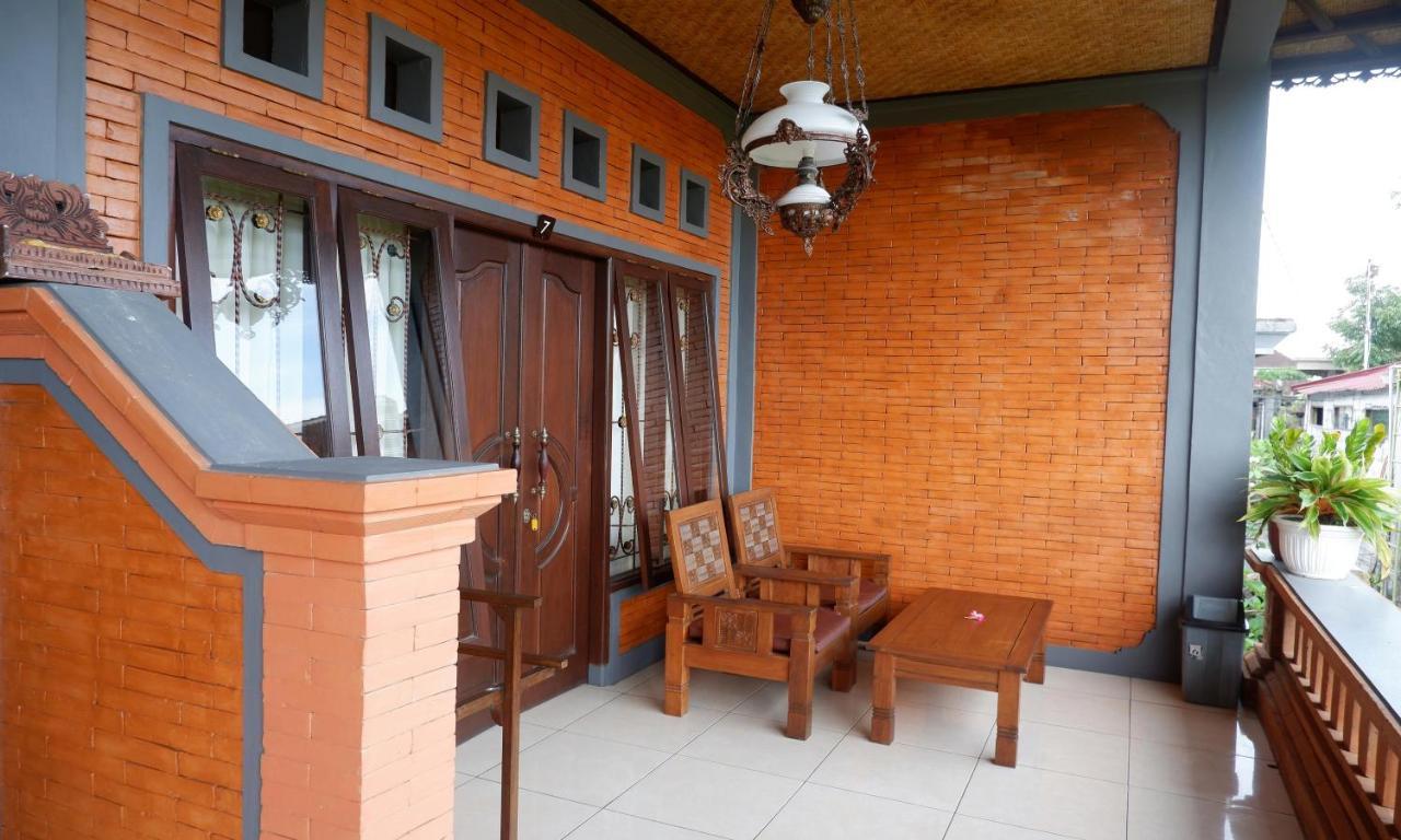 Danasari Homestay Ubud Buitenkant foto