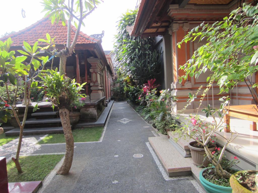 Danasari Homestay Ubud Buitenkant foto